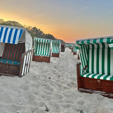 Hébergement de vacances Seehund Feriendoppelhaus 