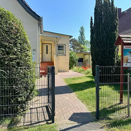 Hébergement de vacances Seehund Feriendoppelhaus 