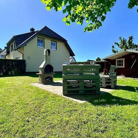 Hébergement de vacances Seehund Feriendoppelhaus 